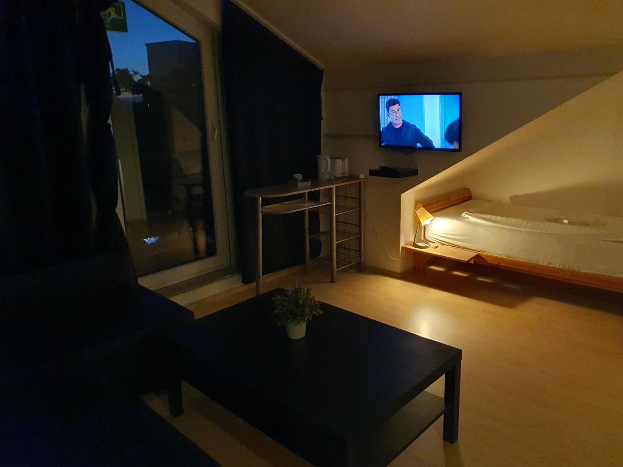 Citypark Hotel Koln Bagian luar foto