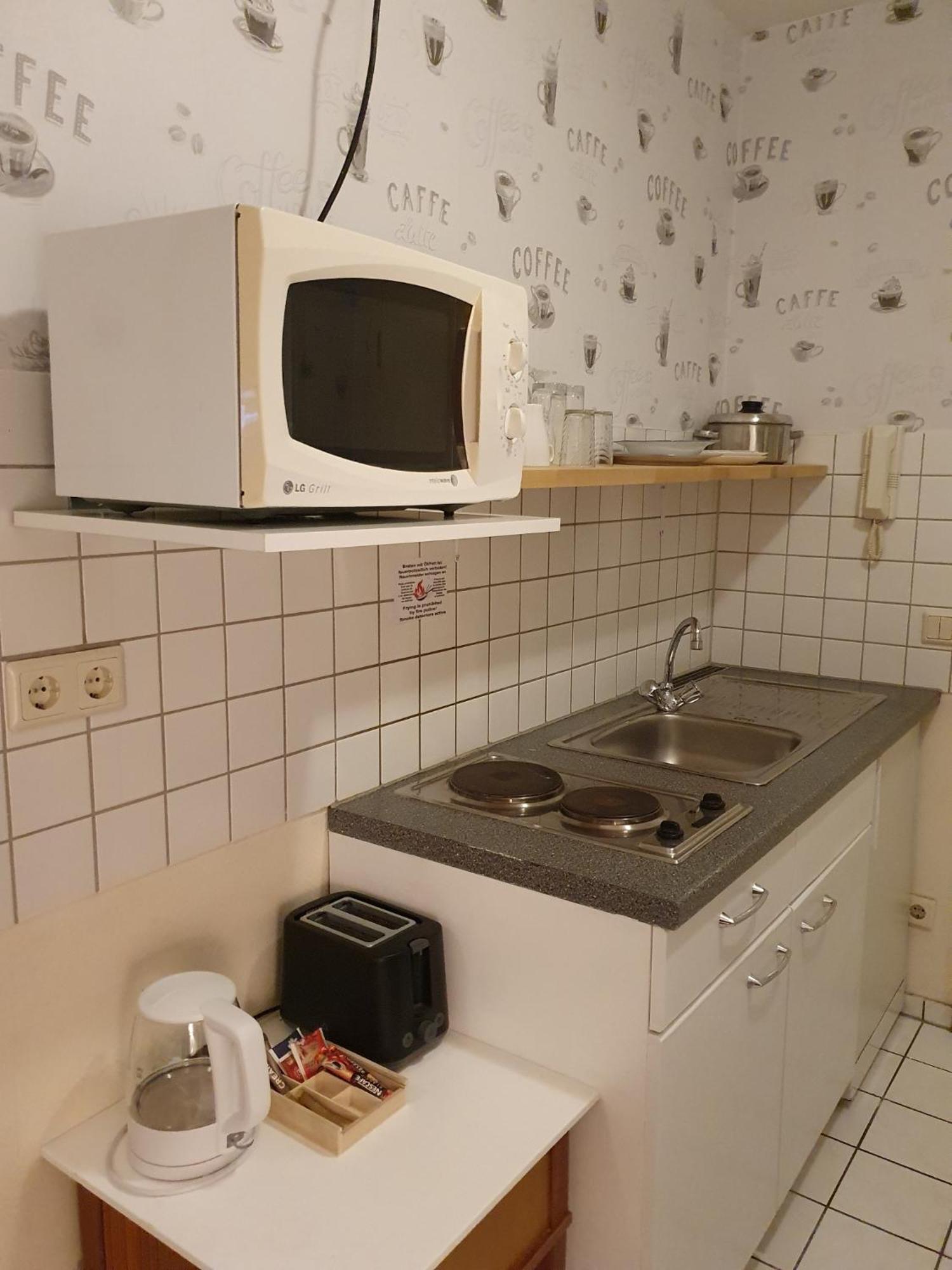 Citypark Hotel Koln Bagian luar foto