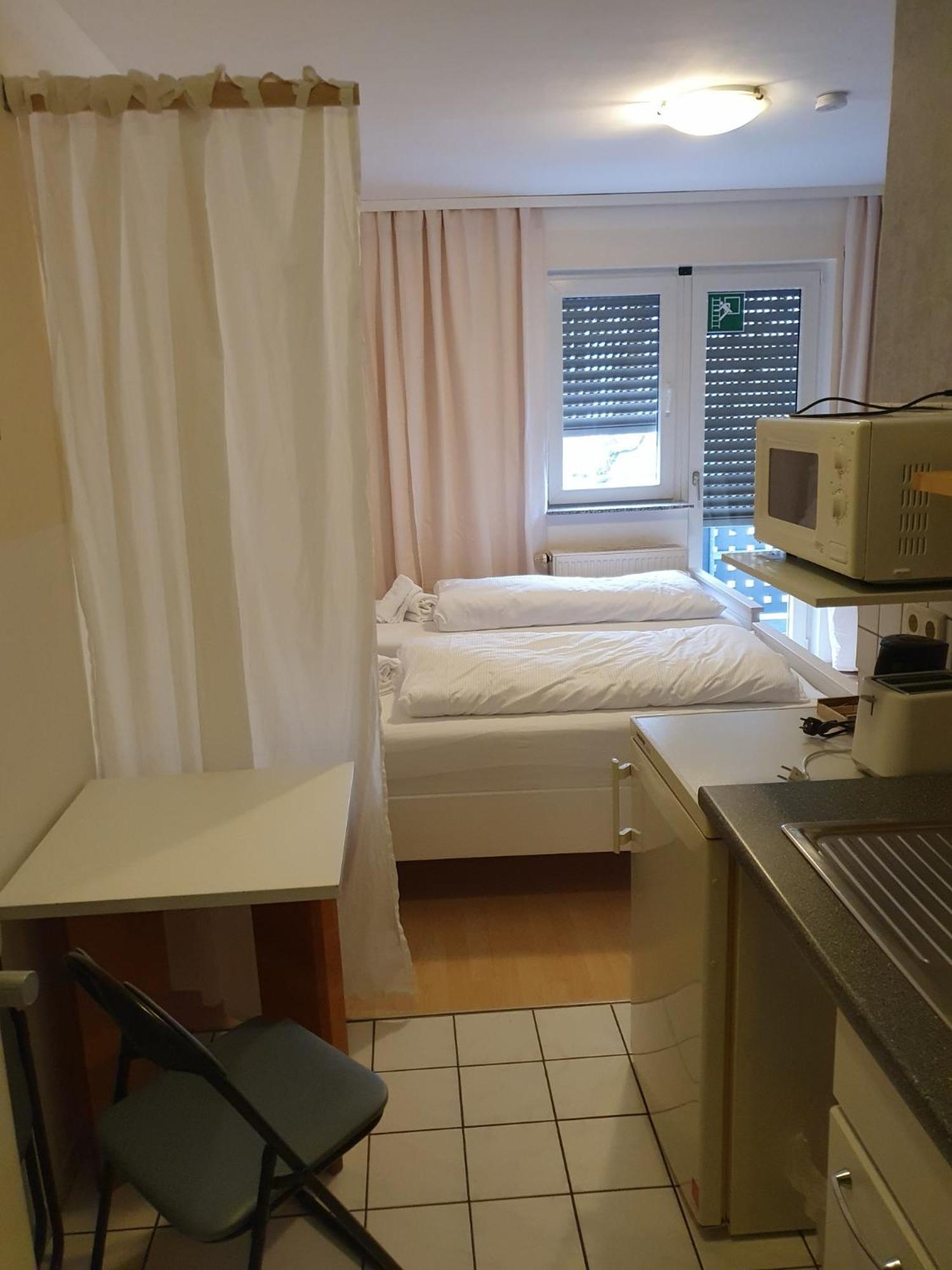 Citypark Hotel Koln Bagian luar foto