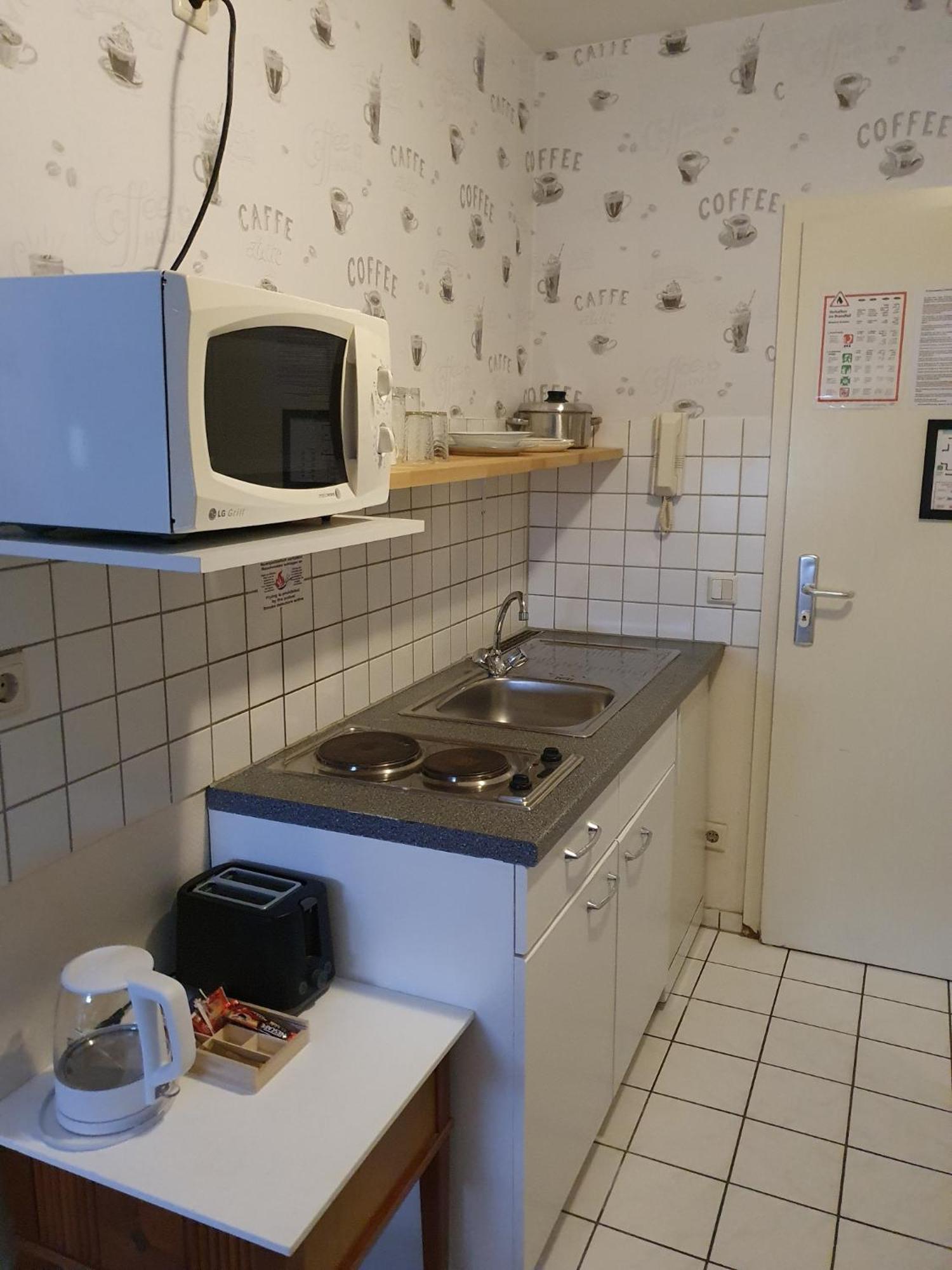Citypark Hotel Koln Bagian luar foto